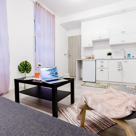 Pokoje Kwatera Prywatna Poznań Esterno foto